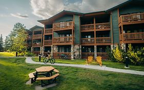 Lake Louise Inn